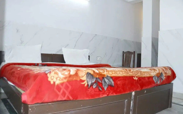 Hotel Ambika Palace