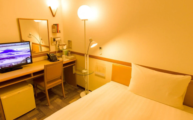 Toyoko Inn Shin Yokohama Station Shinkan
