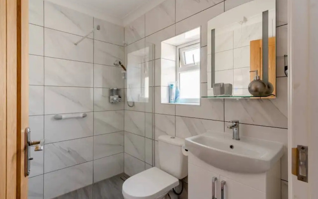 Private Self-contained Annex With Wifi & Parking