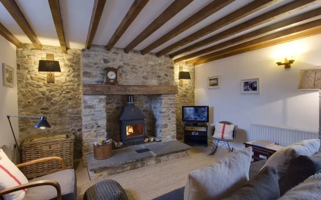 Whitcombe Cottage