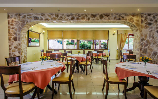 Adelais Hotel - All Inclusive