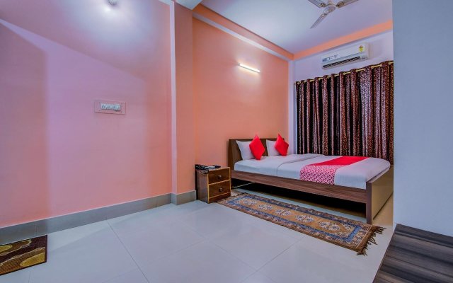 Hotel Deshbandhu By OYO Rooms