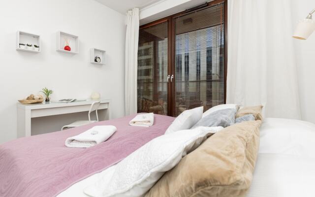 Siedmiogrodzka Apartments by Renters