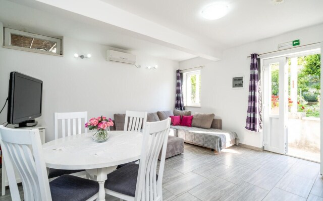 Amazing Apartment in Zaton Veliki With Wifi and 1 Bedrooms