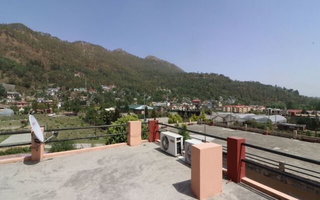OYO 13884 Holiday Homes