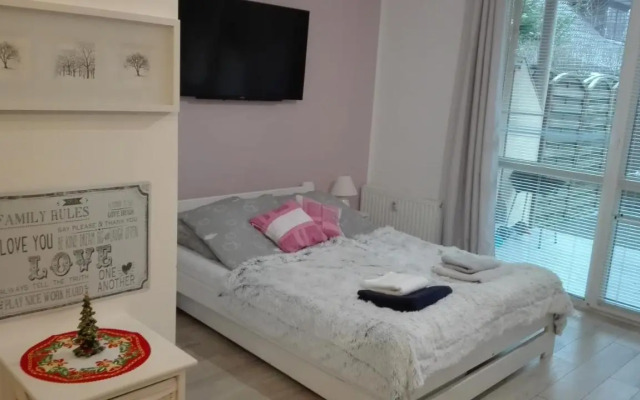 Apartament Lux Monika Rewal z tarasem i garażem