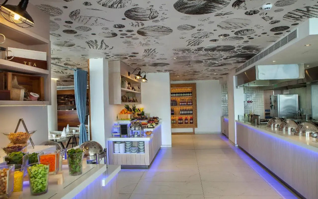 King Jason Protaras - Designed for Adults By Louis Hotels