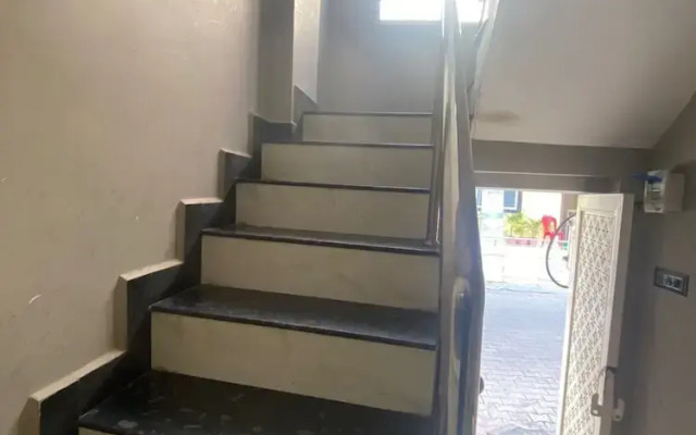 Shree Ayodhya Guest House