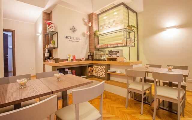 Palazzo Depretis Naples