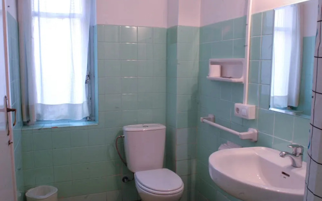 Hostal Manjon