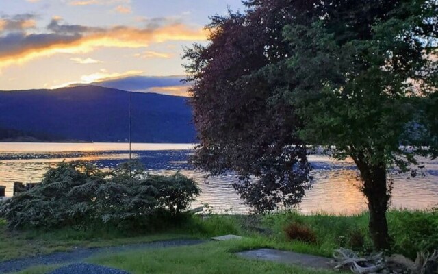 GLOBALSTAY. Paradise Marina Place