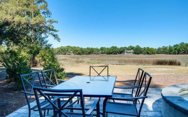 Wren Drive 18 by RedAwning