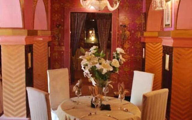 Hotel Bhairon Vilas
