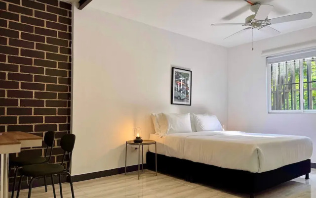 w Comfy Loft w Great Deco in Cali