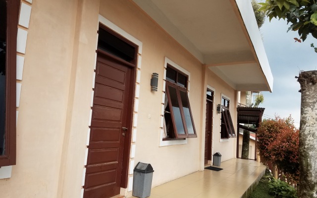 Villa Keluarga Bre Batunanggar