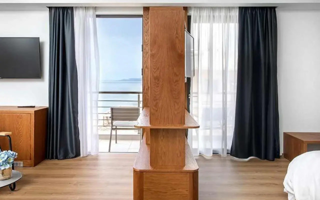 DAYS City Suites