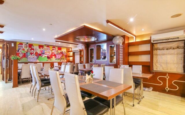 OYO 3993 Hotel Churuwala Inn