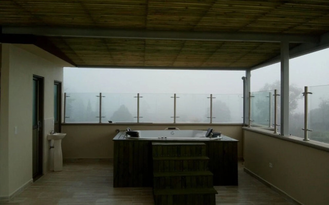 Hotel Campo Real