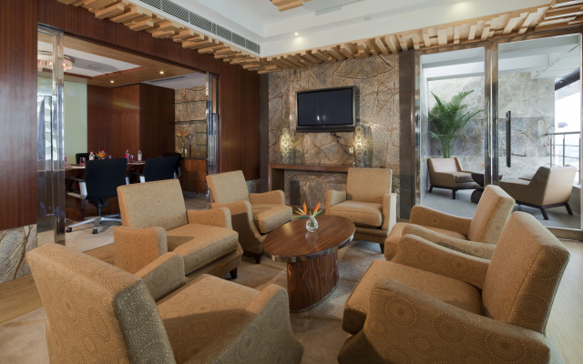 Crowne Plaza Hotel New Delhi Okhla by IHG – Lobby – New Delhi