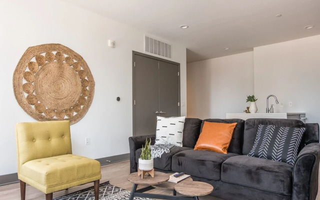 FRONTDESK The Grand Apts Downtown Kansas City