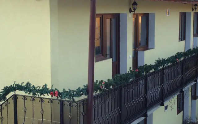 Pension Casa Floraly