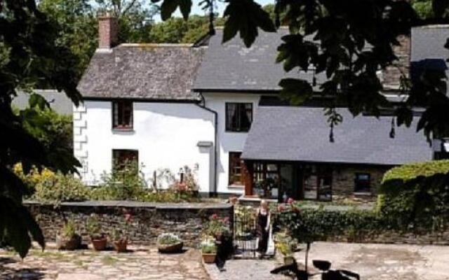 Burton Farmhouse