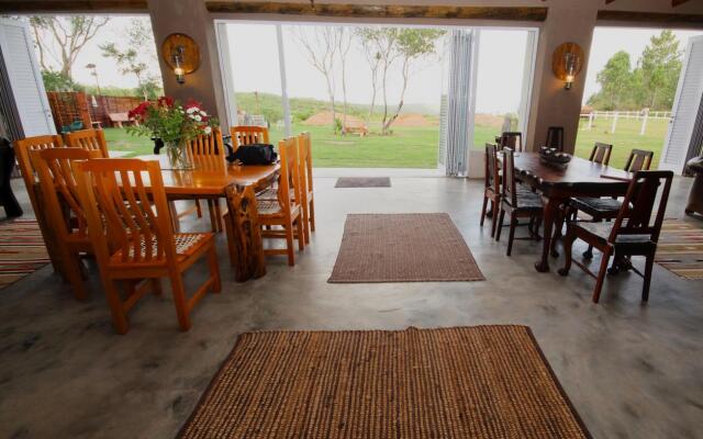 Tniqua Stable Inn
