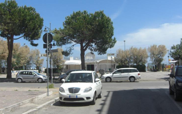 LOnda e il Mare