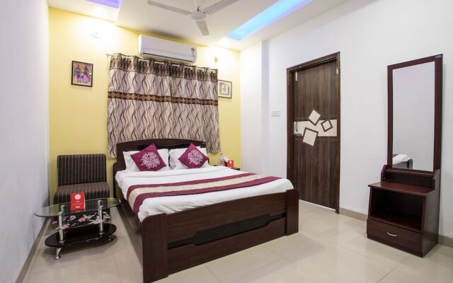 OYO 3205 Hotel New Luxury Royale