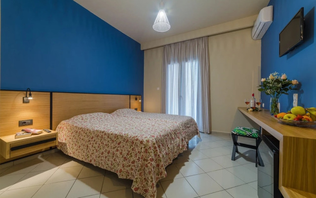 Tropical Hotel B