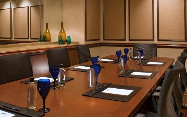 Hilton Fairfax