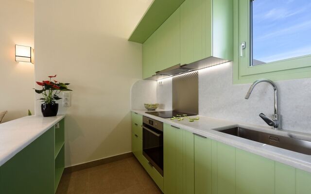 Plioni Villas & Suites