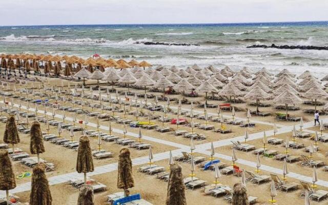 Bilocale in riva al mare