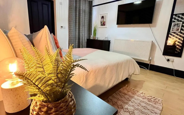 Rest Boutique Golders Green