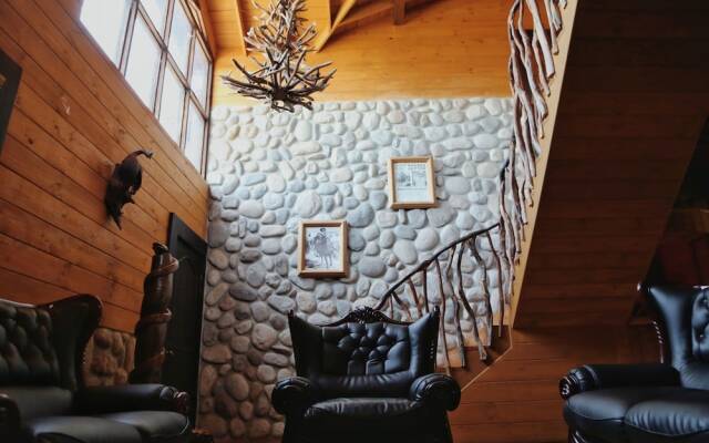 Maple Resort