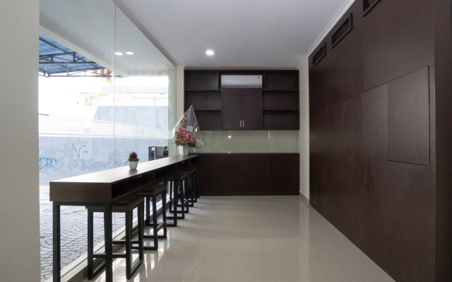 Super OYO Collection O 1626 Alena Residence