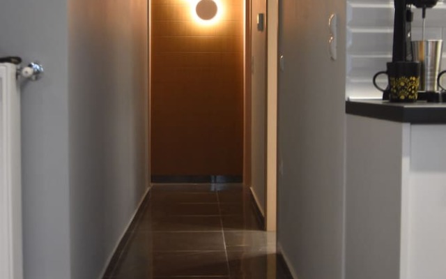 Comely Luxury Apt Must