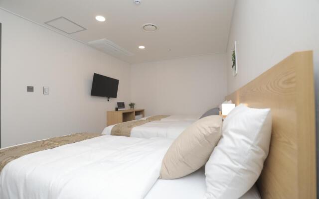 Line Hotel Myeongdong