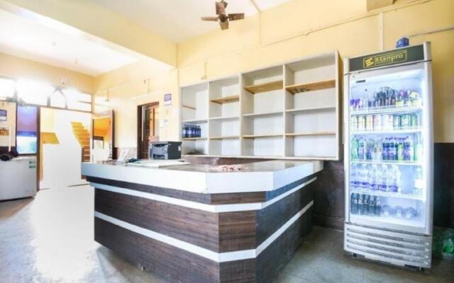OYO 82156 Shivanand Executive