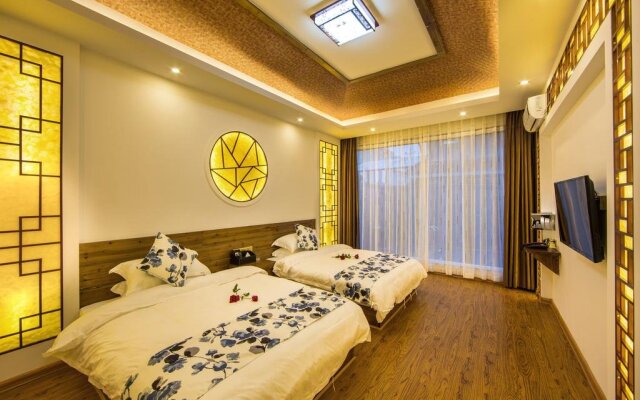 Dream In Jiangnan Hotel