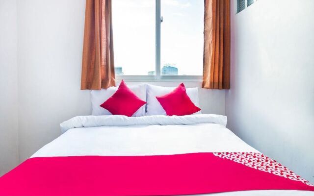 OYO 505 Jardin Suites