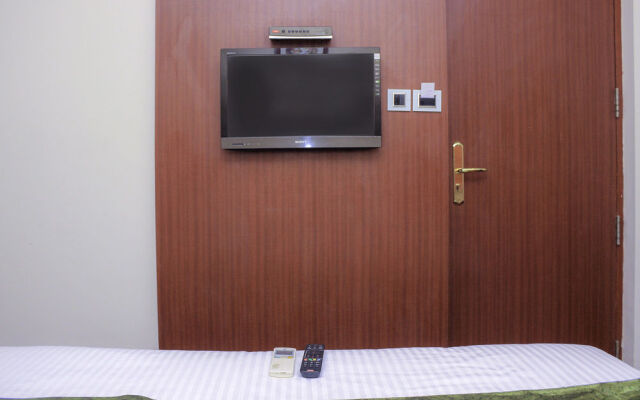 Treebo Saravana Boutique Inn