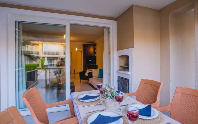 Sunset Beach Club Villas
