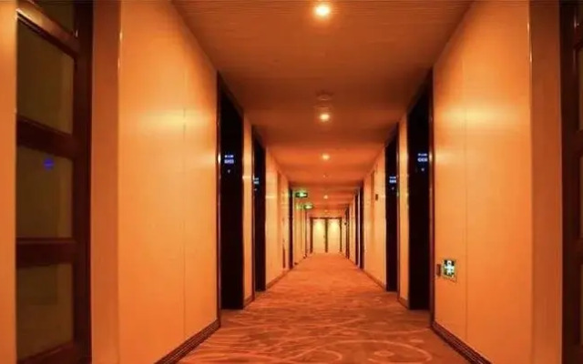 Moon&Bay Theme Hotel