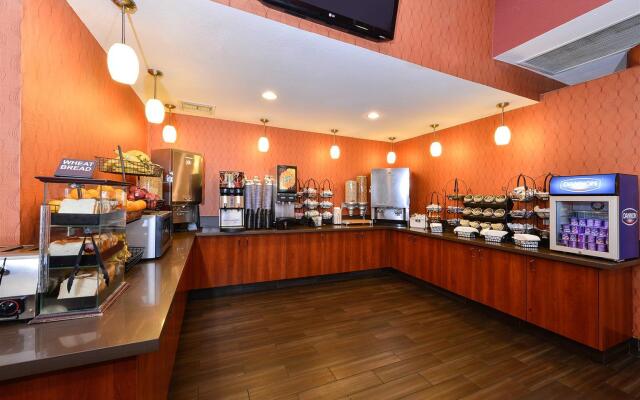Best Western Plus Stovall's Inn