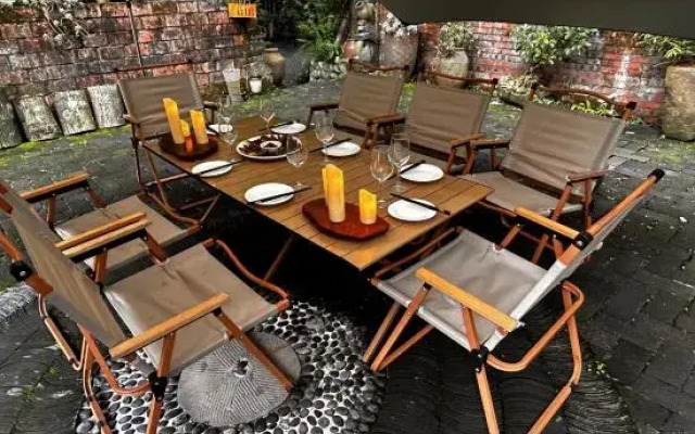 Emei Bamboo Hills Private Hot Spring Hostel