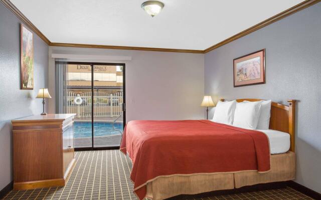 Howard Johnson by Wyndham St. George Hotel & Suites