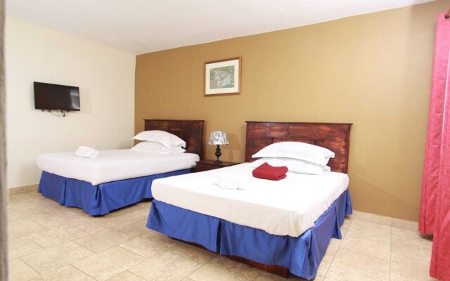 Hotel Citadel Rosehall