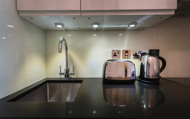 44 Curzon Street Apartments by Mansley