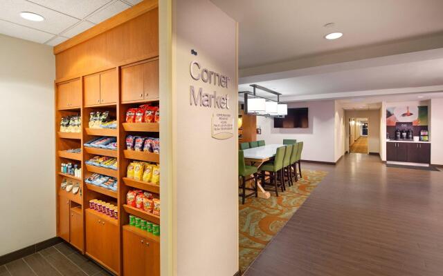 Fairfield Inn and Suites by Marriott Toronto Brampton